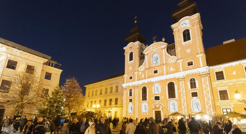 Indul az advent Győrben: fényjáték, koncert, vásár és több tucat program vár