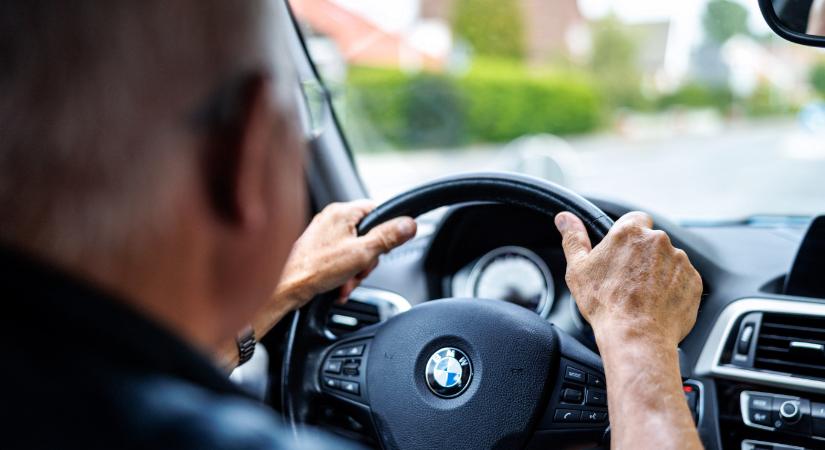 A vezetési szokások előre jelezhetik az időskori memóriazavarokat