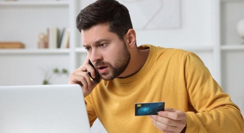 Felfoghatatlan, hogyan csapta be a húszas éveiben járó szélhámos őket