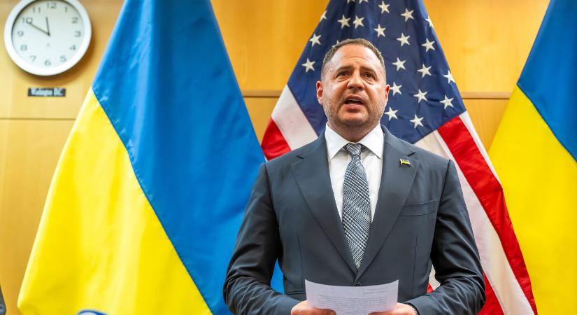 Az ukrán elnöki iroda vezetőjénél tartottak házkutatást a korrupcióellenes hatóságok