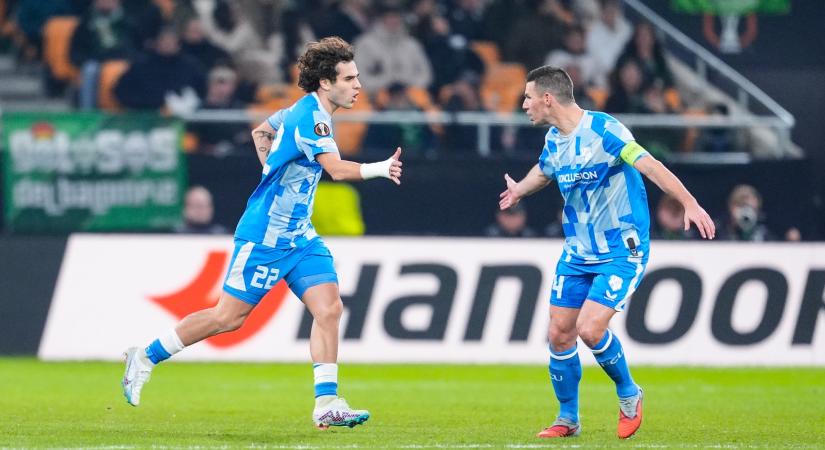 A félpályától rúgtak gólt az Európa-ligában