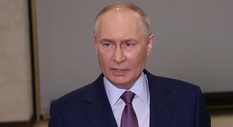 Vlagyimir Putyin besokallt, ultimátumot intézett Ukrajnához, az új béketervről Moszkvában tárgyalnak az amerikaiak