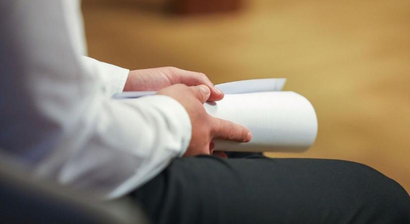 Súlyos milliókkal vertek át szerelmes nőket az internet Don Juanjai