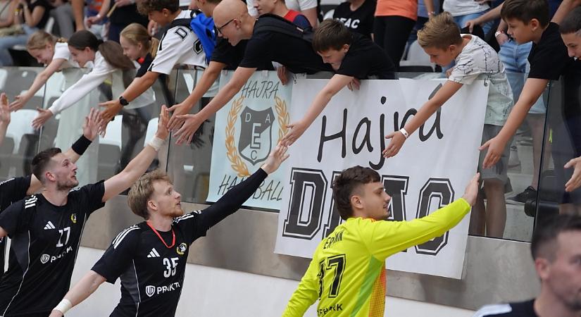 Győzelemmel ajándékoznák meg a szurkolókat a DEAC kézisei