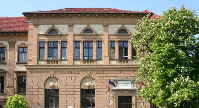 Válságba került a szentesi drámatagozat: megszűnt a táncoktatás, felmondtak a tanárok