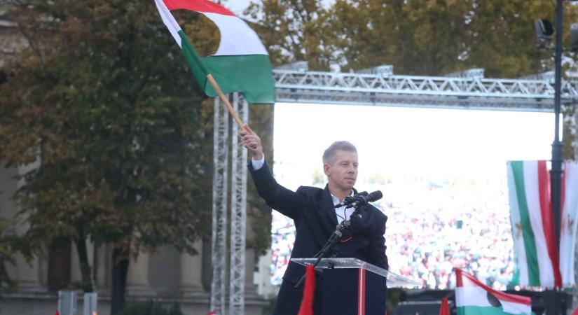 "Írd oda minden fideszes politikus és propagandista oldalára, hogy: Orbán hazudik" – buzdítja követőit Magyar Péter