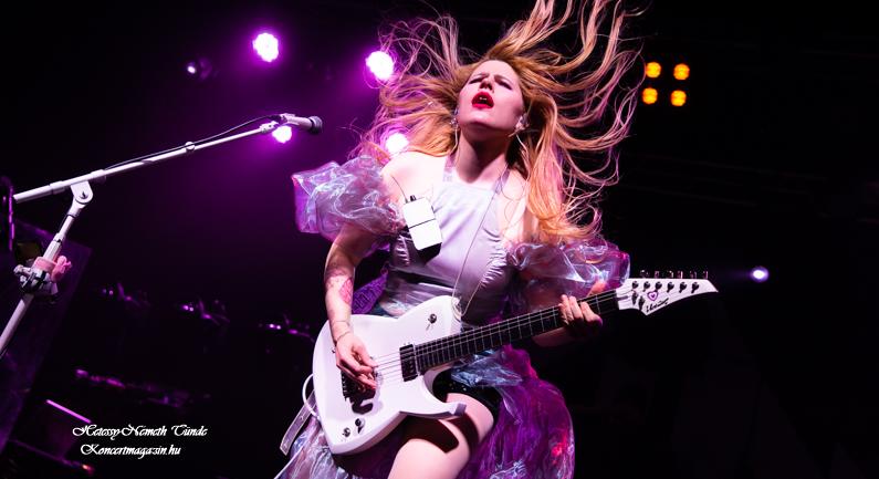 Sun koncertfotók 2025.11.23. Budapest, Dürer Kert