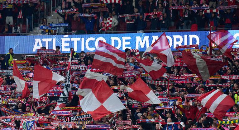 Súlyos bírságot kapott az Atlético Madrid rasszista szurkolói miatt