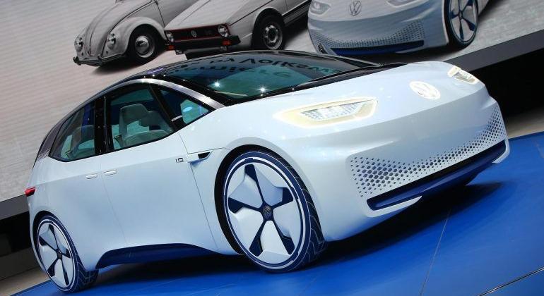 Energiaügyi államtitkár: február végéig lehet e-autó támogatást igényelni