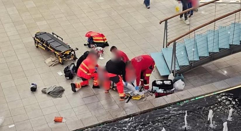 Szidalmazták és fenyegették a mentősöket Debrecenben, akik egy sérült férfi életéért küzdöttek