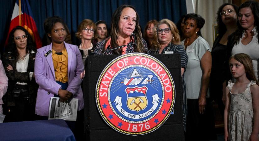 Gyászol a Demokrata Párt: meghalt a népszerű szenátor