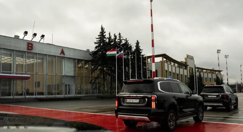 Orbán Putyinnak: Nagyon reméljük, hogy az asztalon lévő béketervek elvezetnek a tűzszünethez és a békéhez