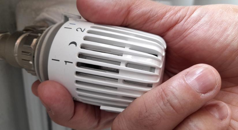 Fűt, mégis fázik? Ezen a 4 ponton szökik el a pénze és a meleg