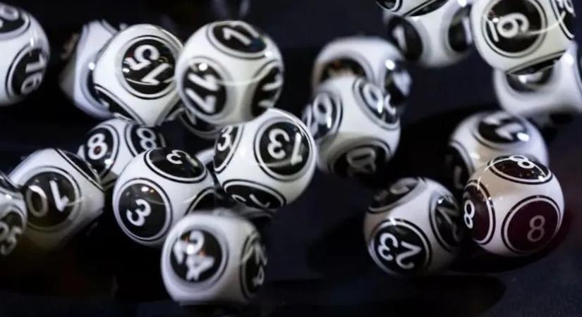 Késő esti nasira vágyott, milliomosként tért haza a lottónyertes