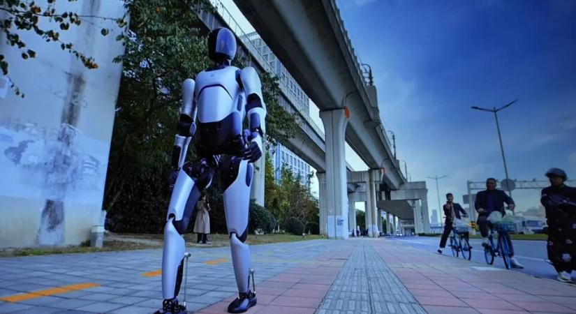 Rekordot döntött a 106 kilométert sétáló humanoid robot