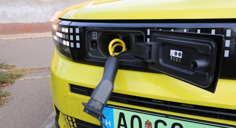 Nagy bejelentést tettek a hazai villanyautó-támogatásról