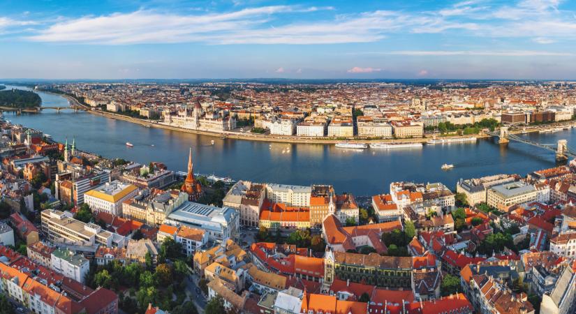 Coface: némi élénkülés vár a sérülékeny magyar gazdaságra