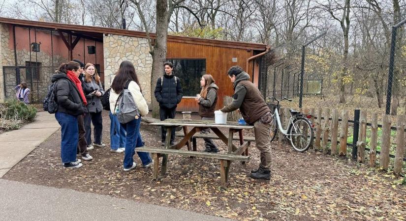 Temesvári állatorvostan hallgatók jártak a városba, a Szegedi Vadasparkba látogattak el