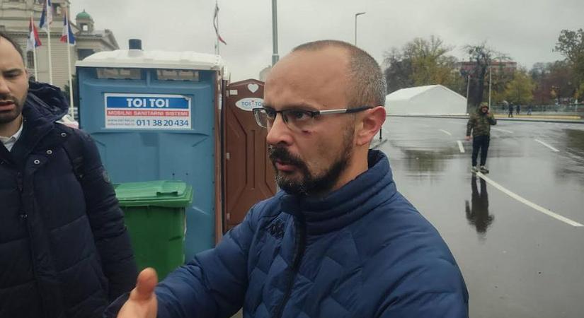 Ćacilendben megvertek egy fővárosi önkormányzati képviselőt