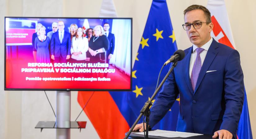 Több pénzt ad az állam a gondozásra szorulóknak, de még nem jövőre