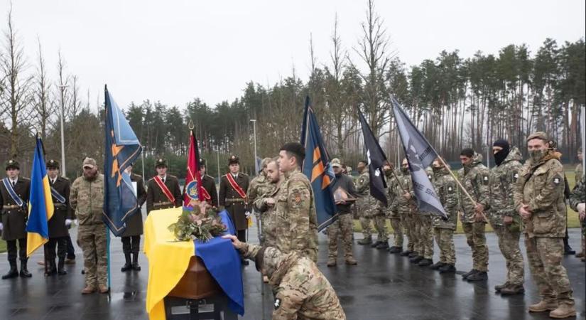 Eltemették az Ukrajnában elesett magyar katonát