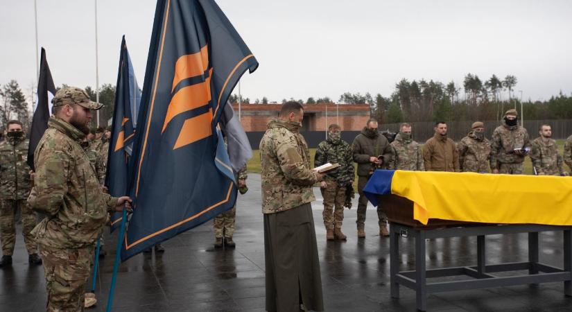 Eltemették Kijevben Aser Benjámint