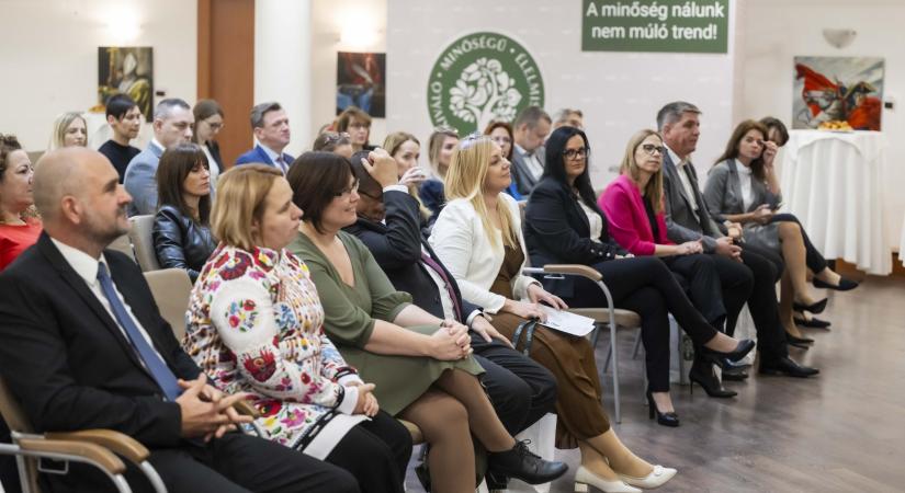 Segít a tudatos döntésben a Kiváló Minőségű Élelmiszer védjegy