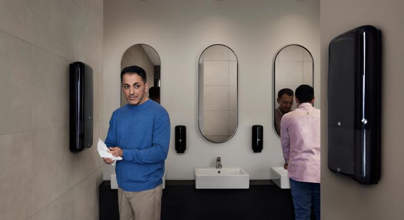 Könnyebben használható és gazdaságosabb az új Tork PeakServe automata papír kéztörlője