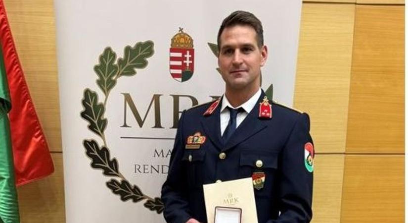 Rendvédelemért Emlékérmet vett át a szombathelyi szolgálatparancsnok