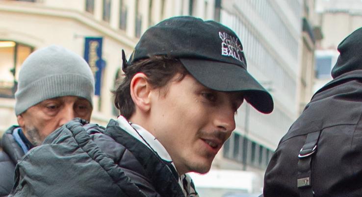 Feketén dolgozik Timothée Chalamet? Furcsa pletykák kaptak szárnyra a színészről