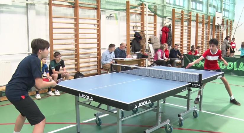Csapattársak is összecsaptak az asztaliteniszezők diákolimpiáján