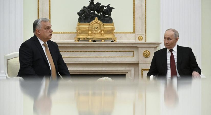 Zavarban lévő Orbán, büszke Szijjártó, magabiztos Putyin – nézegessen képeket a moszkvai találkozóról