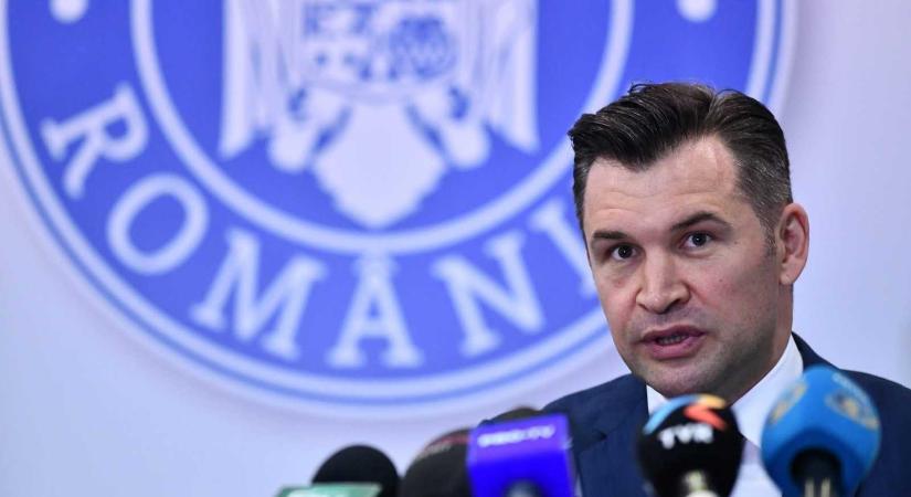 A légióstörvény ellen lobbizik az államfőnél egy volt sportminiszter