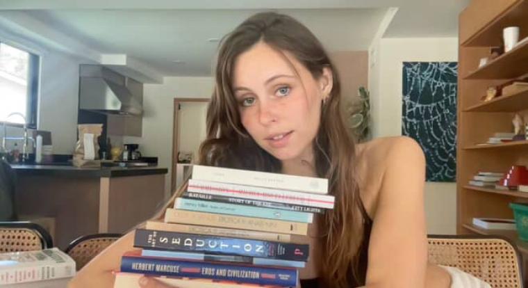 Szexmunkások csinálták meg az anti-OnlyFans-t, ami teljes egészében a tartalomgyártóké