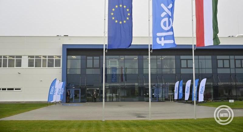 Átadták a Flex újgenerációs zalaegerszegi gyárát