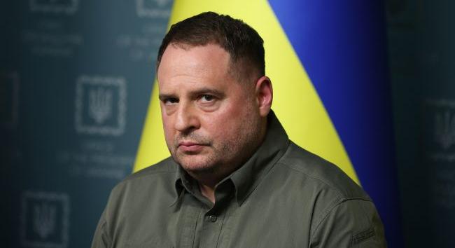 Lengyelország magyarázatot vár Ukrajnától a Jermaknál tartott pénteki házkutatás után