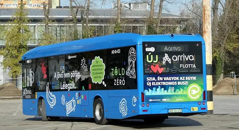 Bemutatkoztak Budapest első kínai buszai