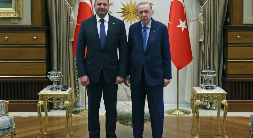 Lemondott Zelenszkij bizalmasa