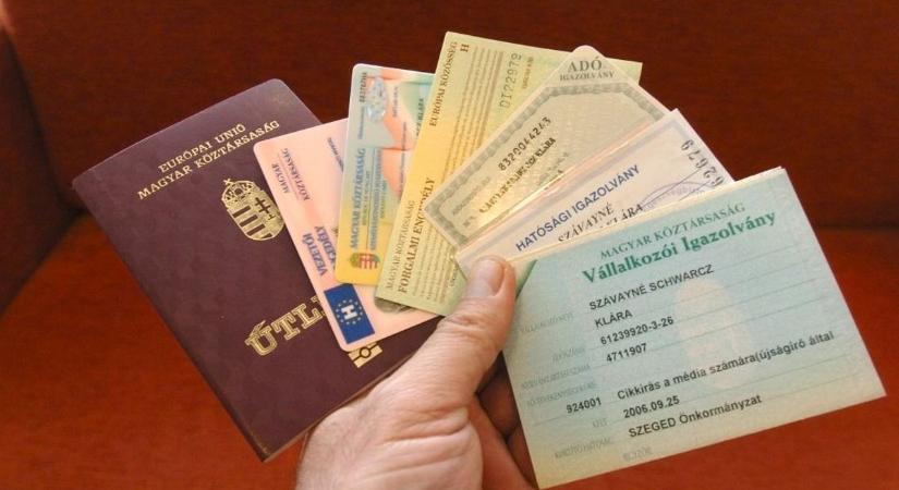 Még decemberben ellátogatnak hozzád: elő a személyivel és a bankkártyával