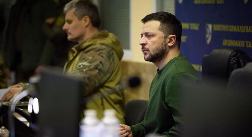 Egyre nagyobb a baj Kijevben, lemondott Zelenszkij legfontosabb embere