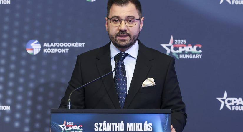 Szánthó Miklós levélben kéri számon a Politicón, hogy törölték a kormányközeli méréseket a közvélemény-kutatásokat összesítő grafikonjukról