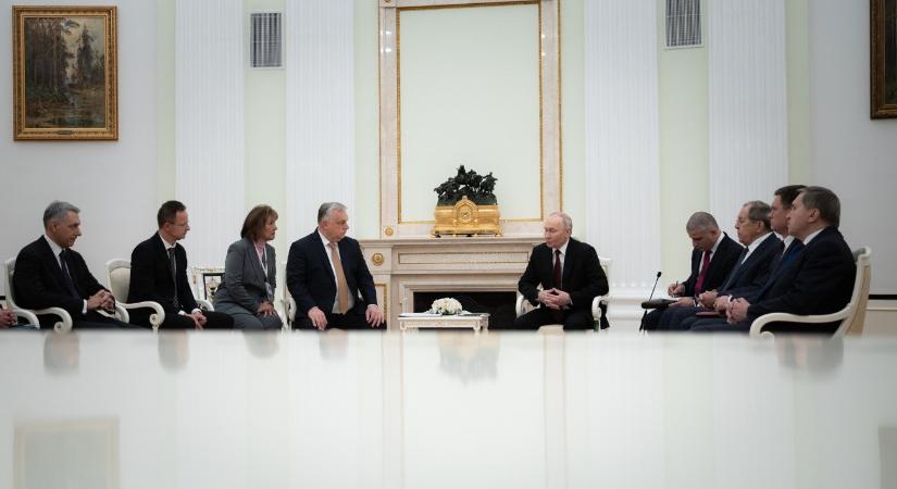 A Kreml szerint a moszkvai orosz-magyar tárgyaláson a szankcióval sújtott orosz cégek kivásárlása is szóba került