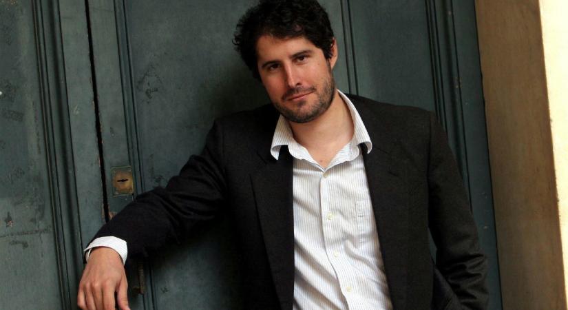 A három nővér feljön az érzelmi Csernobillal felérő Pestre és dizőzként búgja, hogy dolgozni fogunk – a HVG kulturális ajánlója