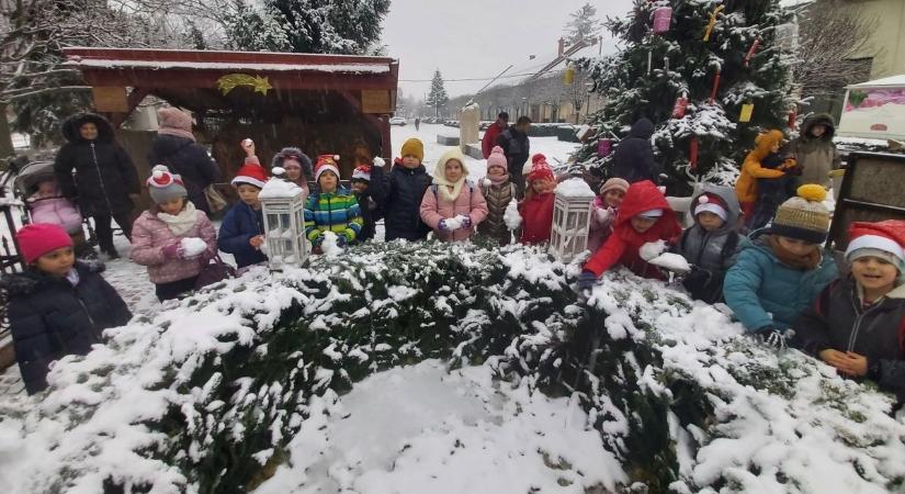 Mikulás-programok: jégrevü, kalandjáték, kézműves vásár és koncertek is lesznek a halasi térségben