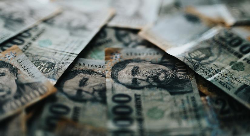 Kiderült, hány millió forintra büntették a fertőzést terjesztő magyarokat