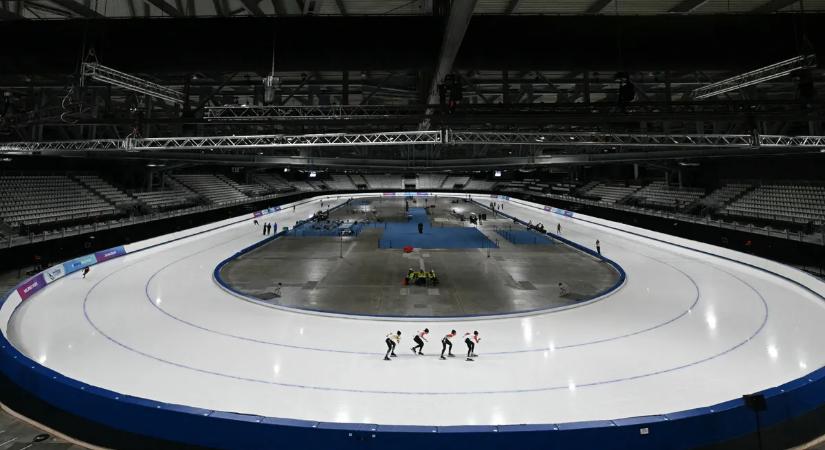 Rövid pályás gyorskorcsolya: elődöntőbe jutott a férfiváltó a dordrechti wt-versenyen