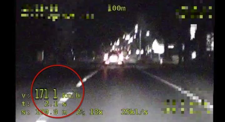 171-gyel is ment az 50-es táblánál, még jogosítványa sem volt