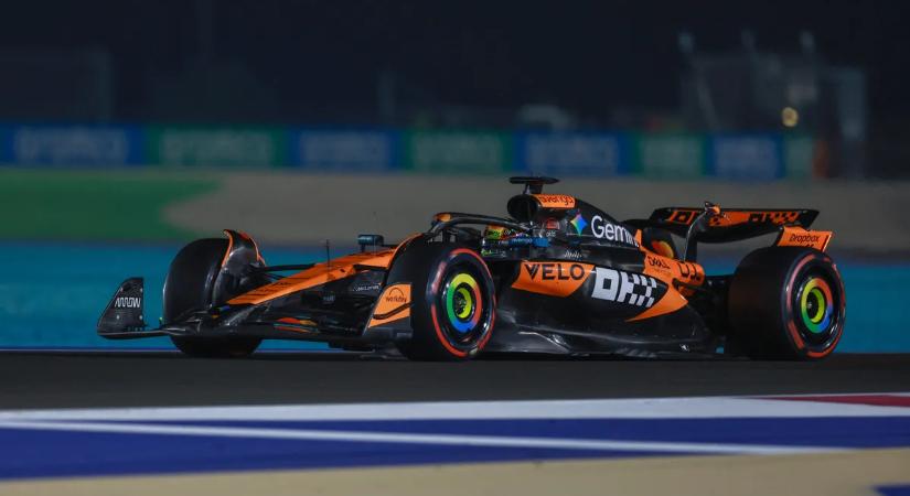 Piastri visszatért az élre; Norris harmadik, Verstappen csak hatodik a katari sprintidőmérőn