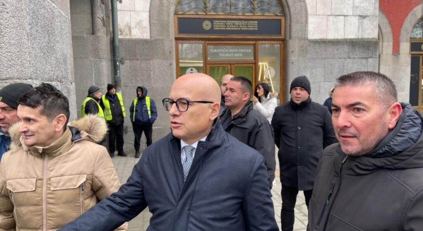 Vučević szerint az állam minden szinten legyőzte a „színes forradalmat”