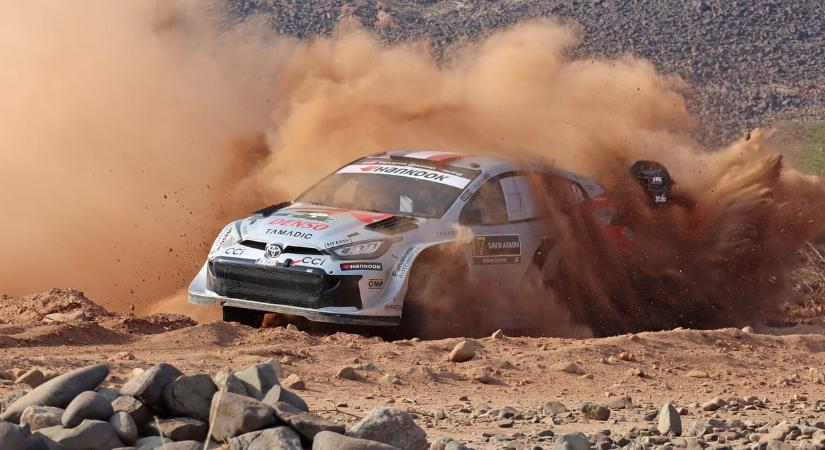 Hatalmas csaták a Szaúd-Arábia Rallyn – a helyszínről jelentjük